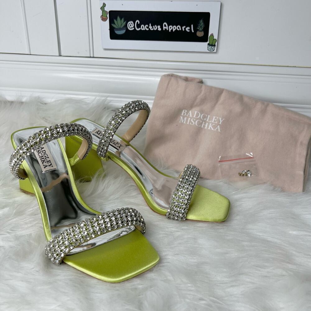 New Women’s Badgley Mischka Frankie Heeled Sandal 
Size 7